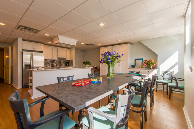Allerton House Assisted Living common table and country kitchen